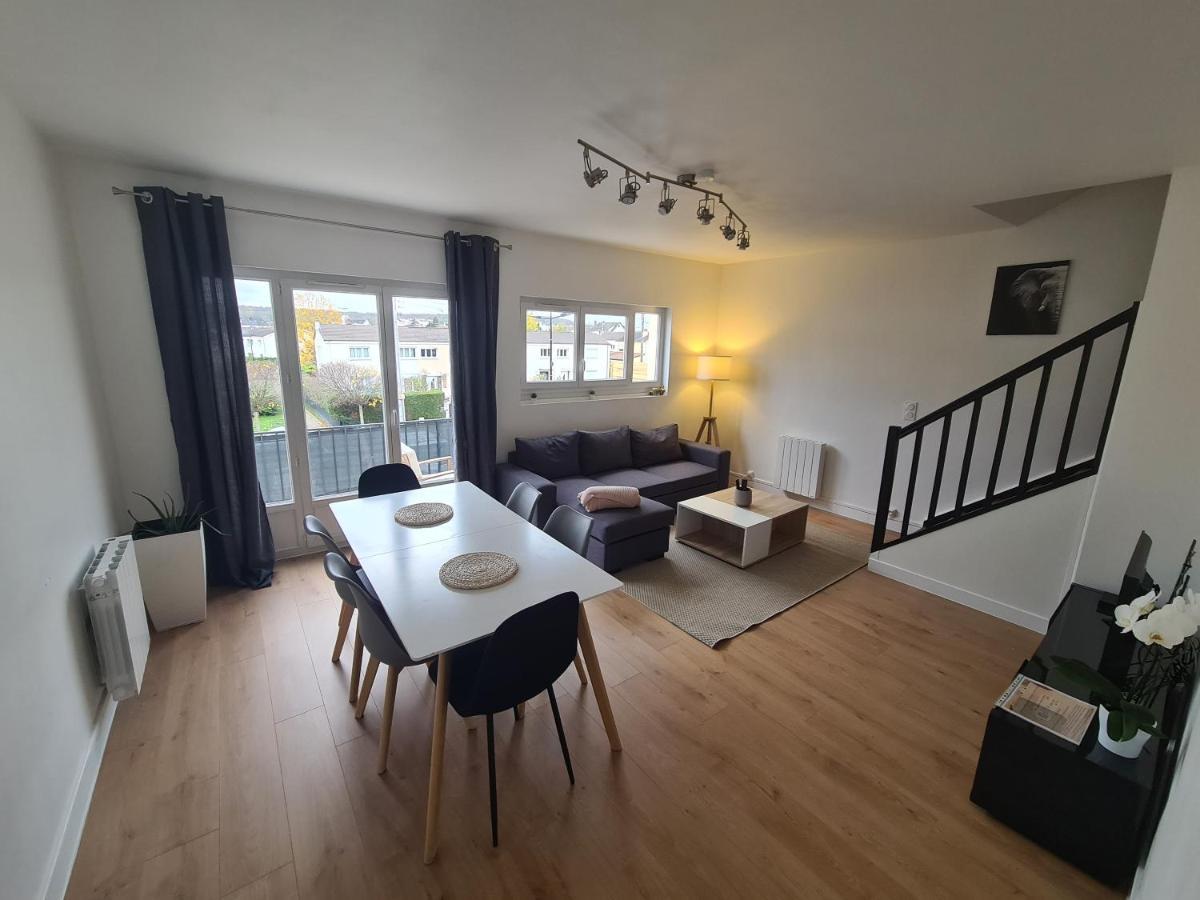 Duplex Familial Proche Gare Et Hyper Centre Ville Villepreux Kültér fotó